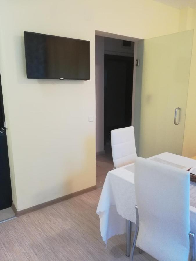 Apartments Victoria คราเนโว ภายนอก รูปภาพ